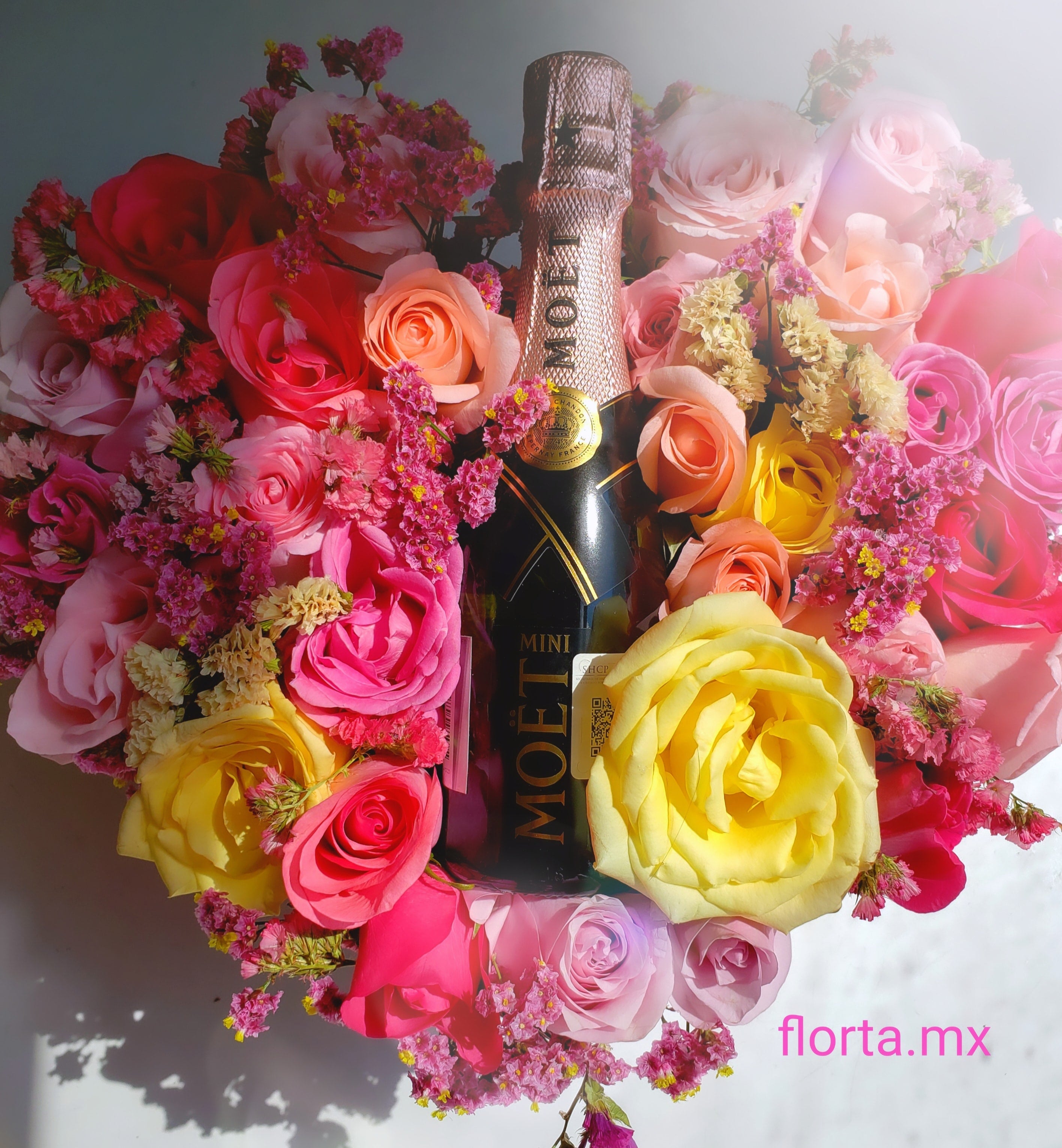 Rosas y Burbujas 🍾🌹